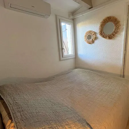 بيت للعطل Mitoyenne T2 Climatisee Avec Piscine Et Parking, Vue Pinede - Fr-1-607-237