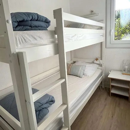 度假居 Mitoyenne T2 Climatisee Avec Piscine Et Parking, Vue Pinede - Fr-1-607-237